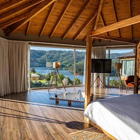 Hotel Vale Do Eden *